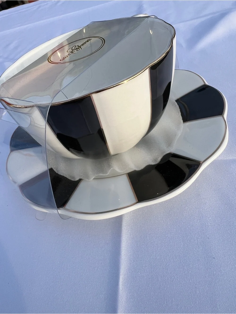 Grace Teaware Black & White Porcelain Teacup & Saucer Set Gold Trim New